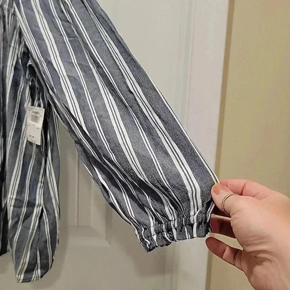 Old Navy Blue White Vertical Stripe Long Sleeve Blouse Size XXL - Picture 7 of 8
